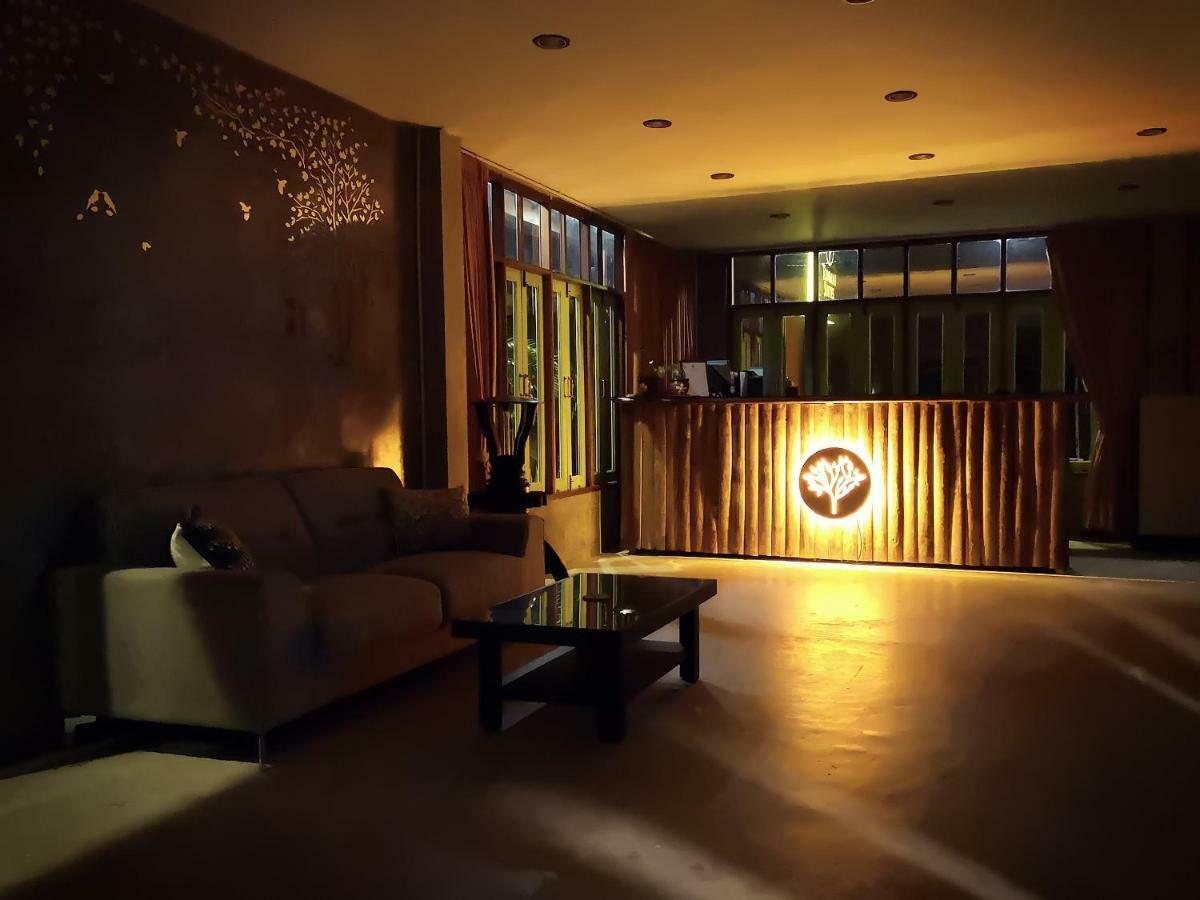 Tonmai Suites Ko Lanta Extérieur photo